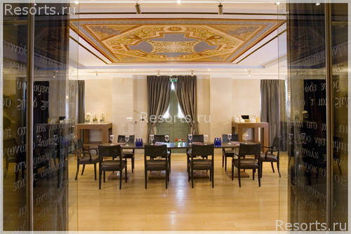 Eridanus Hotel 22